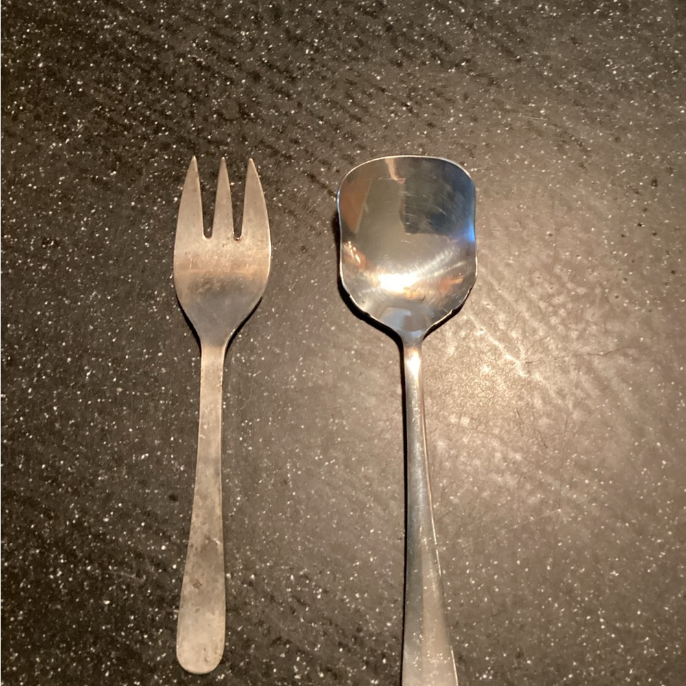Little folks starter set fork and spoon. - Picture 1 of 4